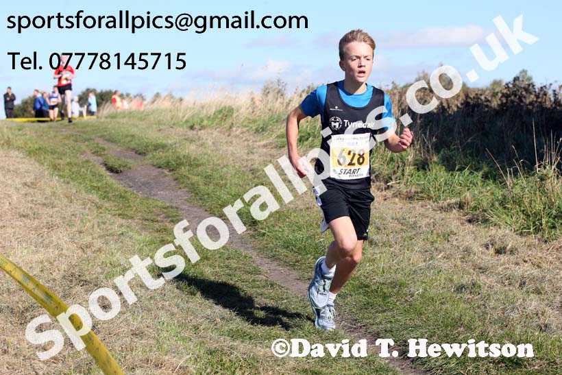 Boys under-15s Start Fitness NEH, Wrekenton. Photo:  David T. Hewitson/Sports for All Pics